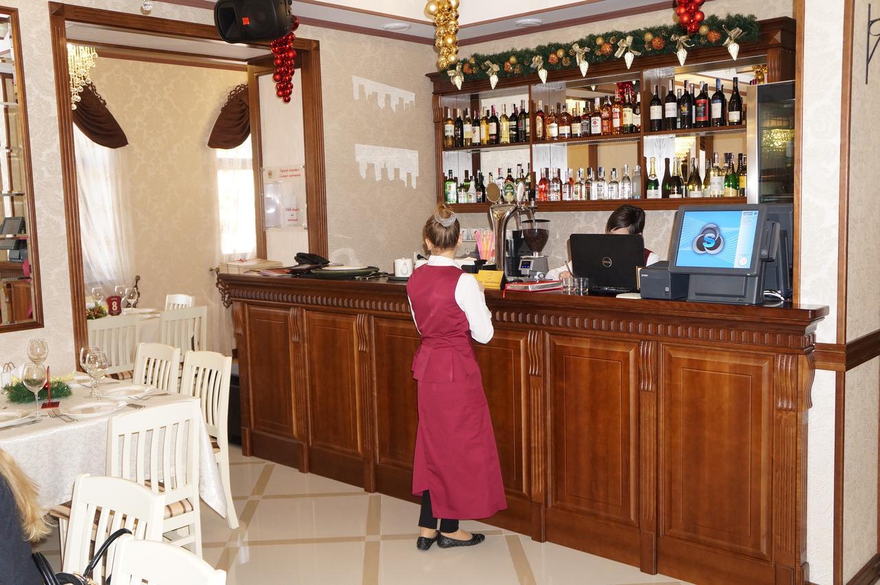 Best Hotel And Restaurant Complex Dunaivtsi Luaran gambar
