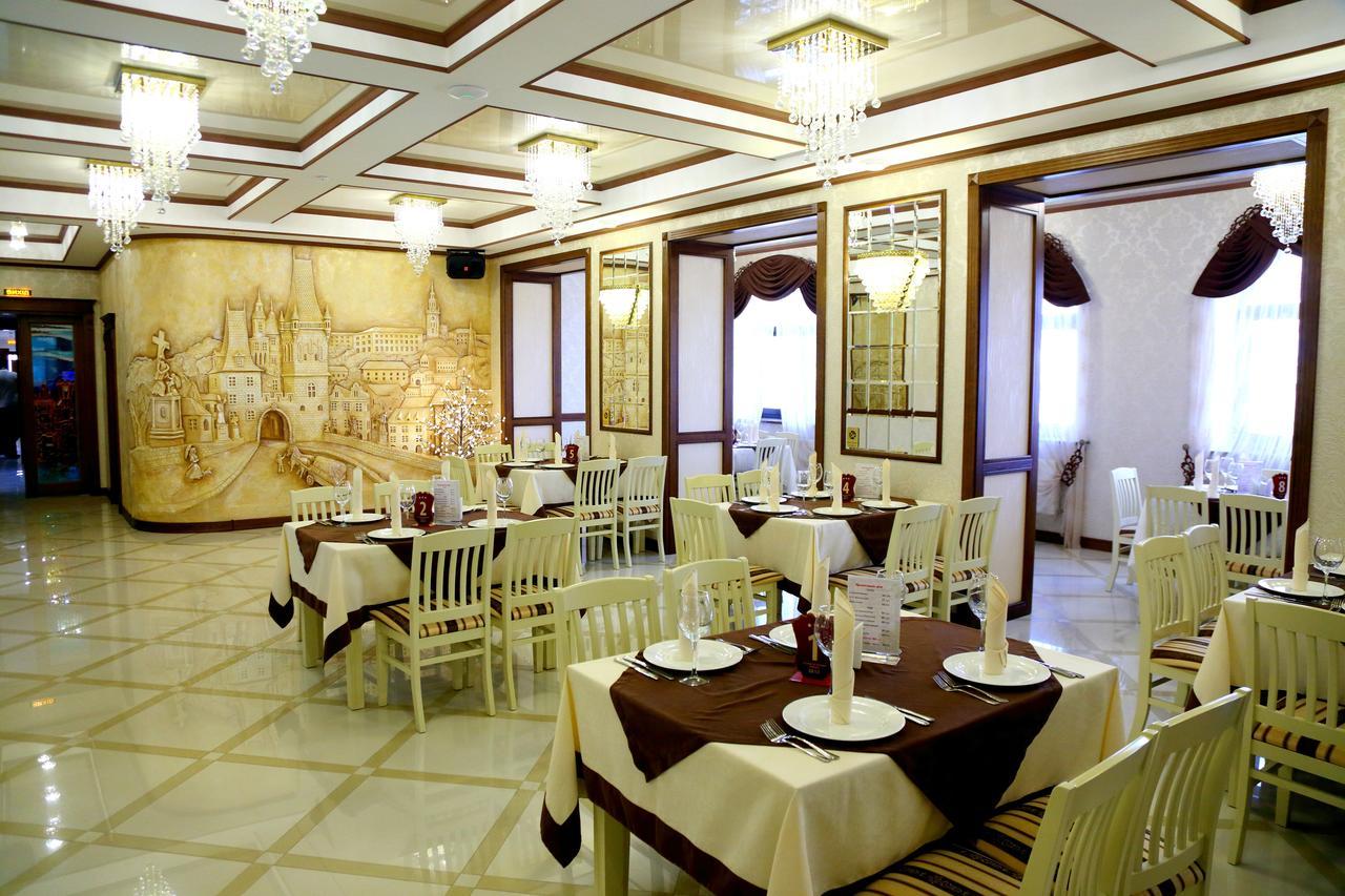 Best Hotel And Restaurant Complex Dunaivtsi Luaran gambar