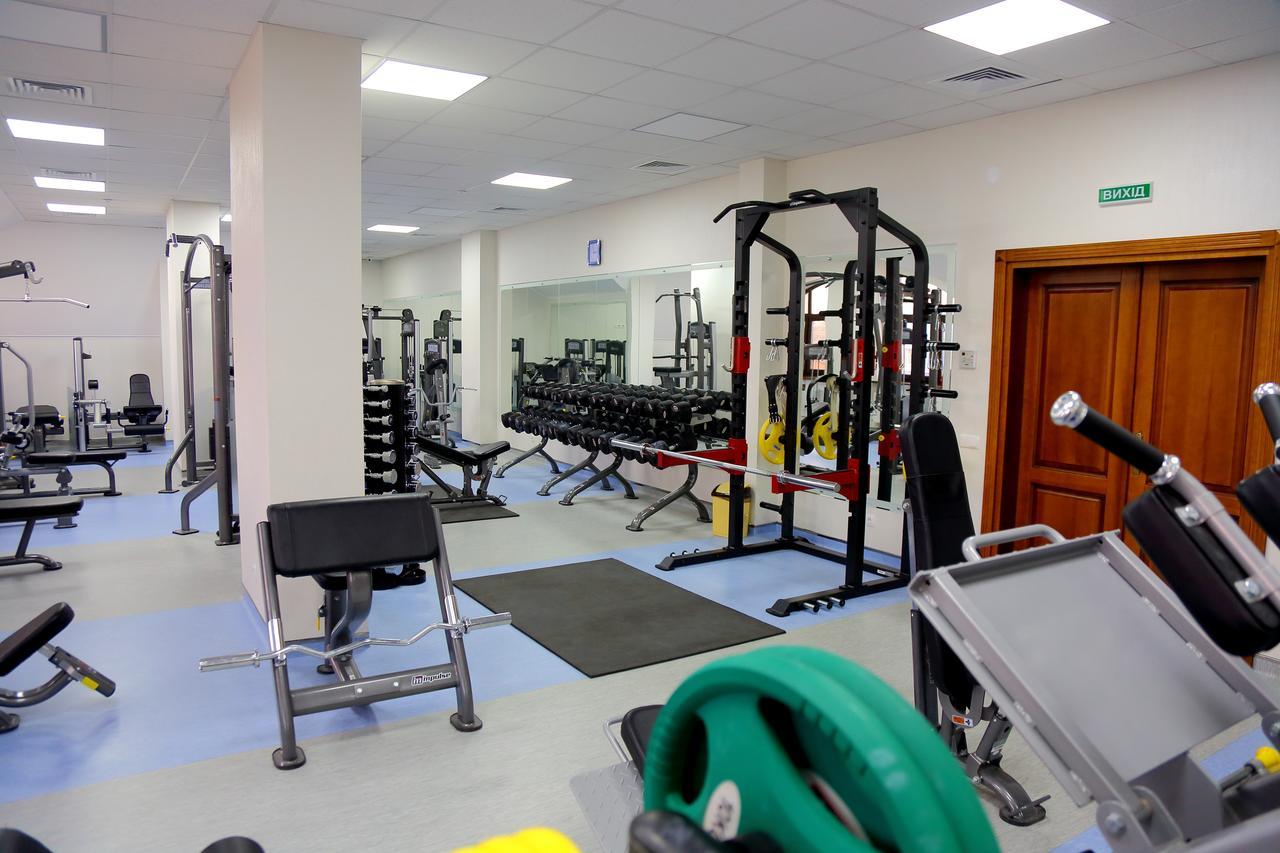 Best Hotel And Restaurant Complex Dunaivtsi Luaran gambar
